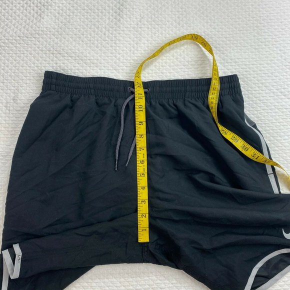 NWT Nike Diverge Volley Swim Shorts Black L - Picture 9 of 10